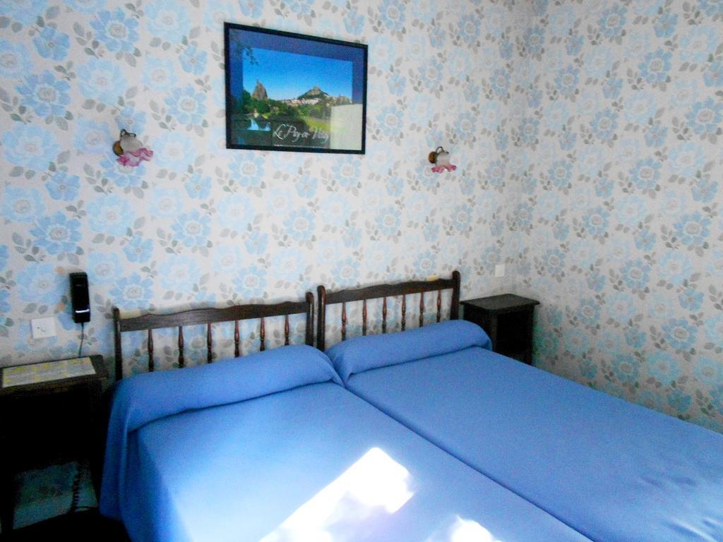 Hotel Restaurant Du Moulin De Barette Blavozy Bilik gambar