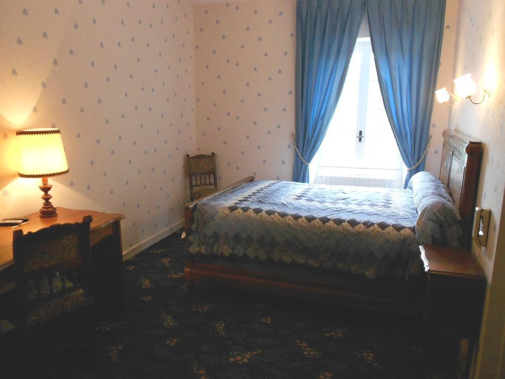Hotel Restaurant Du Moulin De Barette Blavozy Bilik gambar